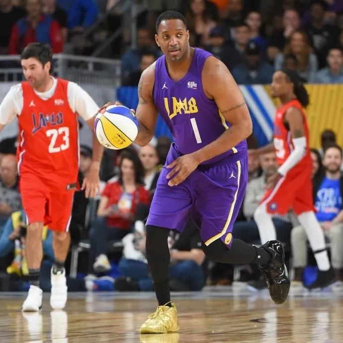 秀的乒乓球 秀的乒乓球