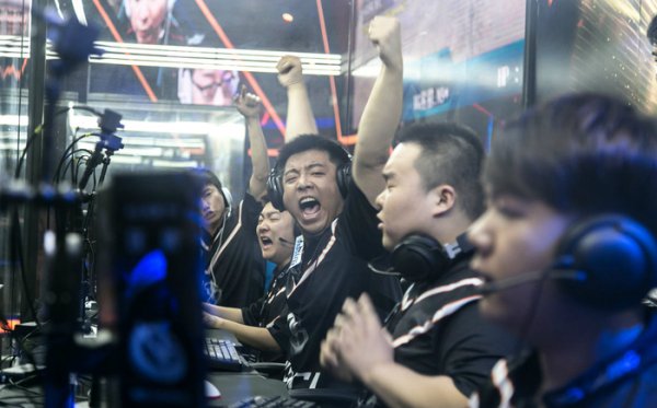 这两个队伍 这两个队伍