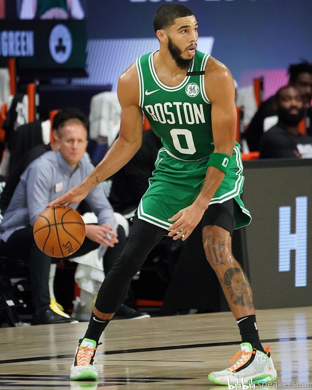 对排名靠后 对排名靠后