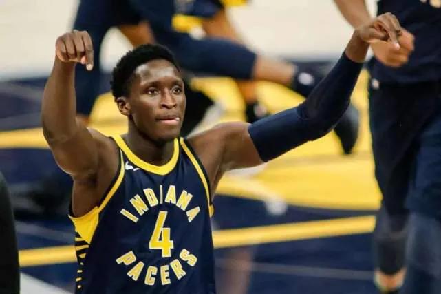 队的对阵中 队的对阵中