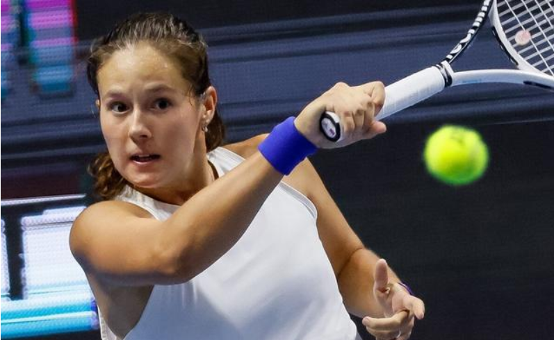 在与来自各 在与来自各