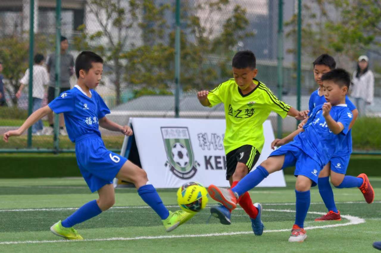 近彼此距离 近彼此距离