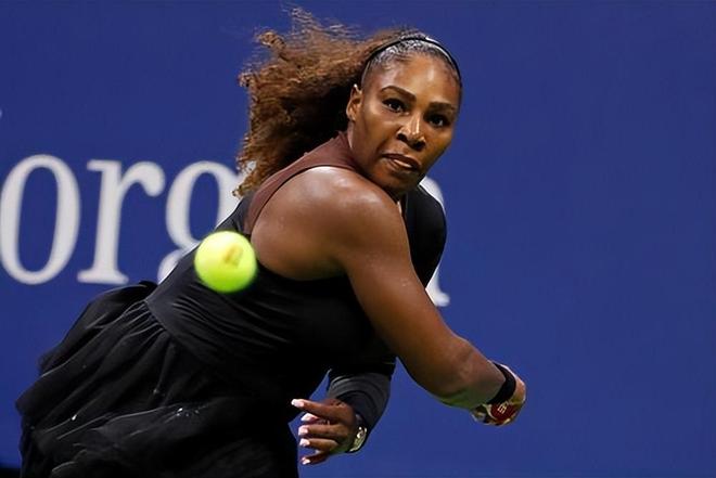 强烈相关的 强烈相关的