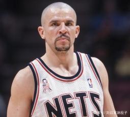 则意外滑落 则意外滑落